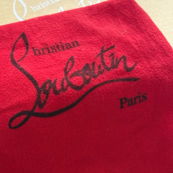 Christian Louboutin Cristacora Crystal Heart So Kate Pumps - Picture 13 of 13